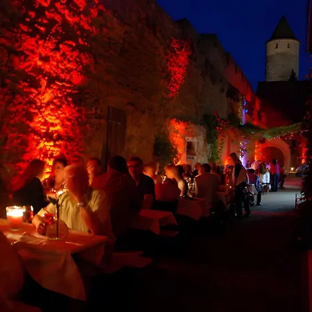 Апартаменты Weingut Ilmbacher Hof Ипхофен